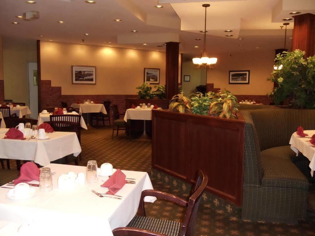 Albatross Hotel Gander Ngoại thất bức ảnh