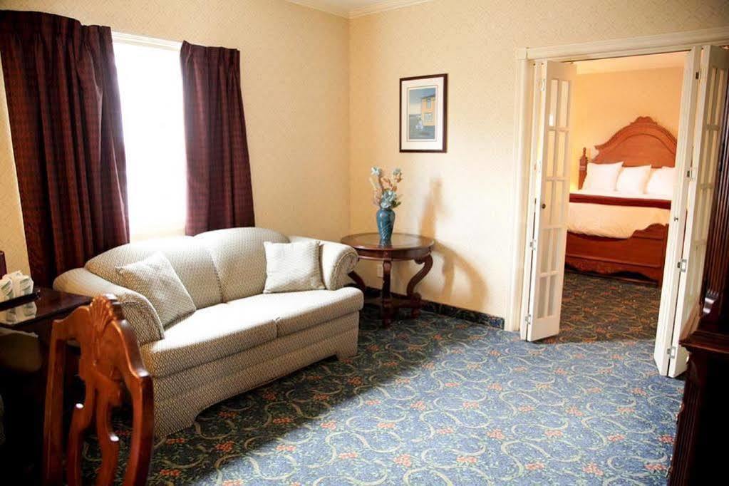 Albatross Hotel Gander Ngoại thất bức ảnh