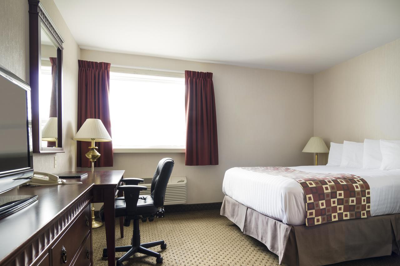 Albatross Hotel Gander Ngoại thất bức ảnh